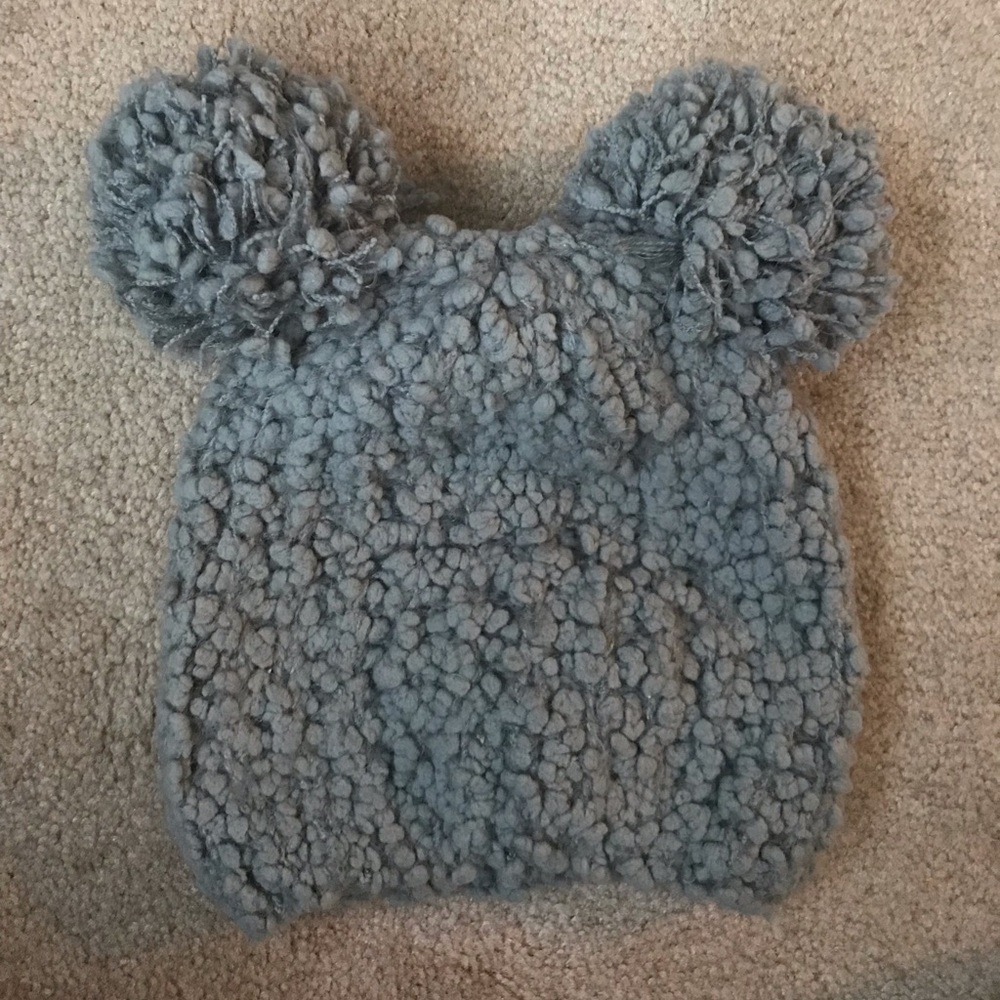 Urban Outfitters winter hat